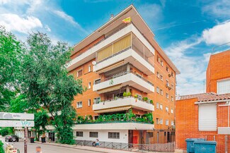 Plus de détails pour Calle De Velayos, 4, Madrid - Local commercial à louer