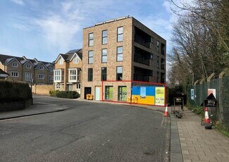 Plus de détails pour 19 Springbank Rd, Londres - Local commercial à louer