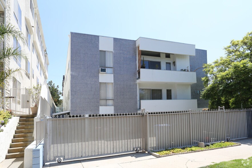 1850 Thayer Ave, Los Angeles, CA à vendre - Photo de l’immeuble – Image 2 sur 4