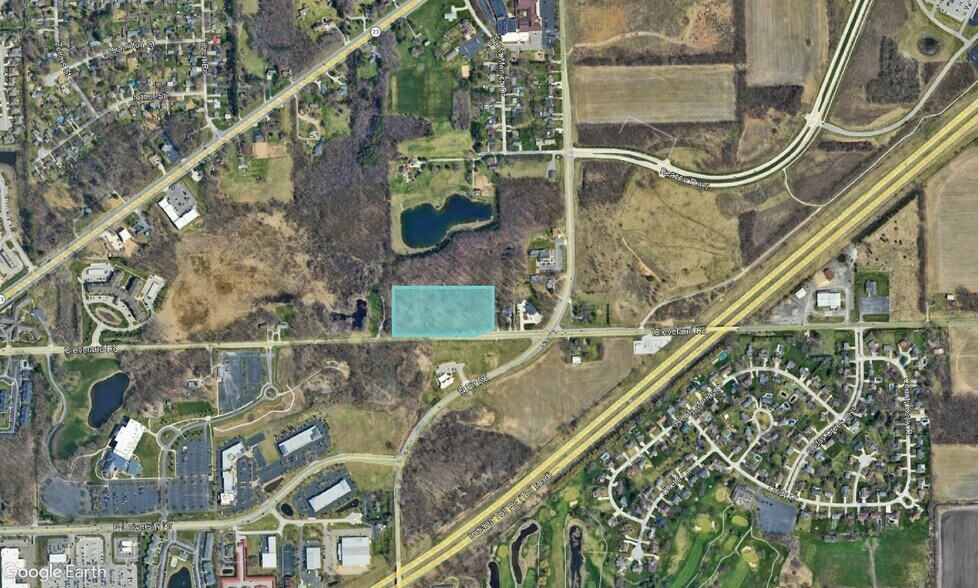 15065 Cleveland Rd, Granger, IN à vendre - Photo principale – Image 1 sur 1
