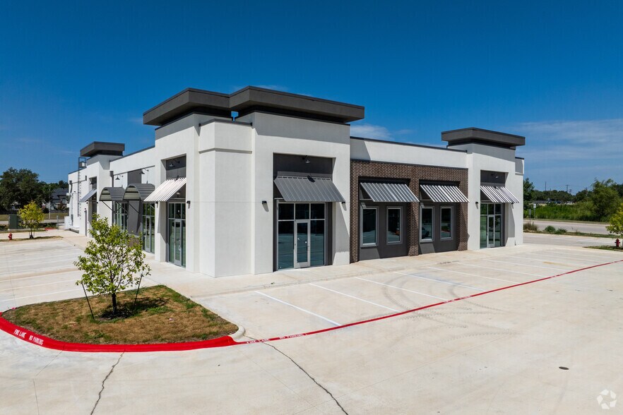 610 Brashear Ln, Cedar Park, TX à louer - Photo de l’immeuble – Image 1 sur 30