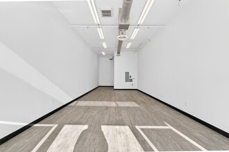 6115 Santa Monica Blvd, Los Angeles, CA à louer Photo intérieure– Image 1 sur 12