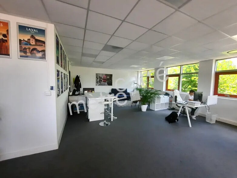 Bureau dans Nantes à louer - Photo de l’immeuble – Image 2 sur 4