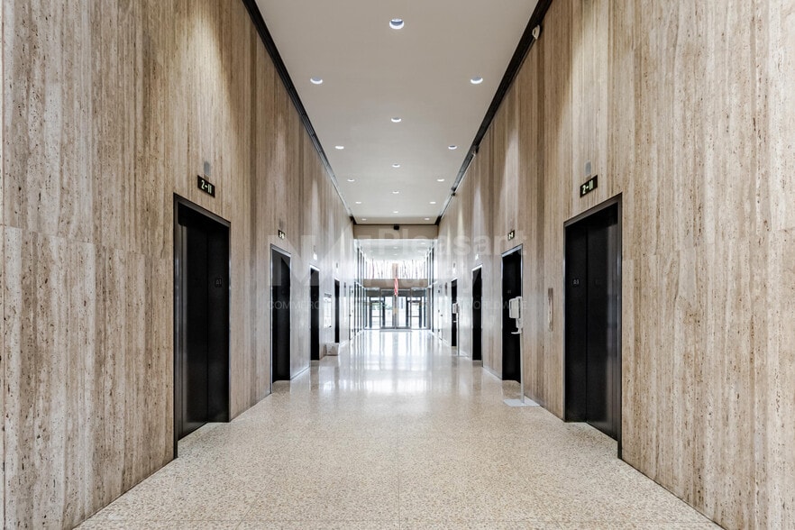 1 Cascade Plz, Akron, OH à louer - Photo intérieure – Image 3 sur 12