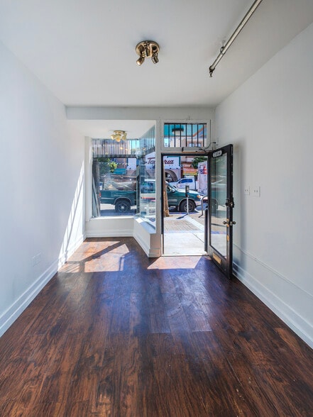 2884-2898 Mission St, San Francisco, CA à louer - Photo intérieure – Image 2 sur 23