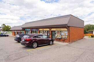 Plus de détails pour 552 Northmount Dr NW, Calgary, AB - Local commercial à vendre