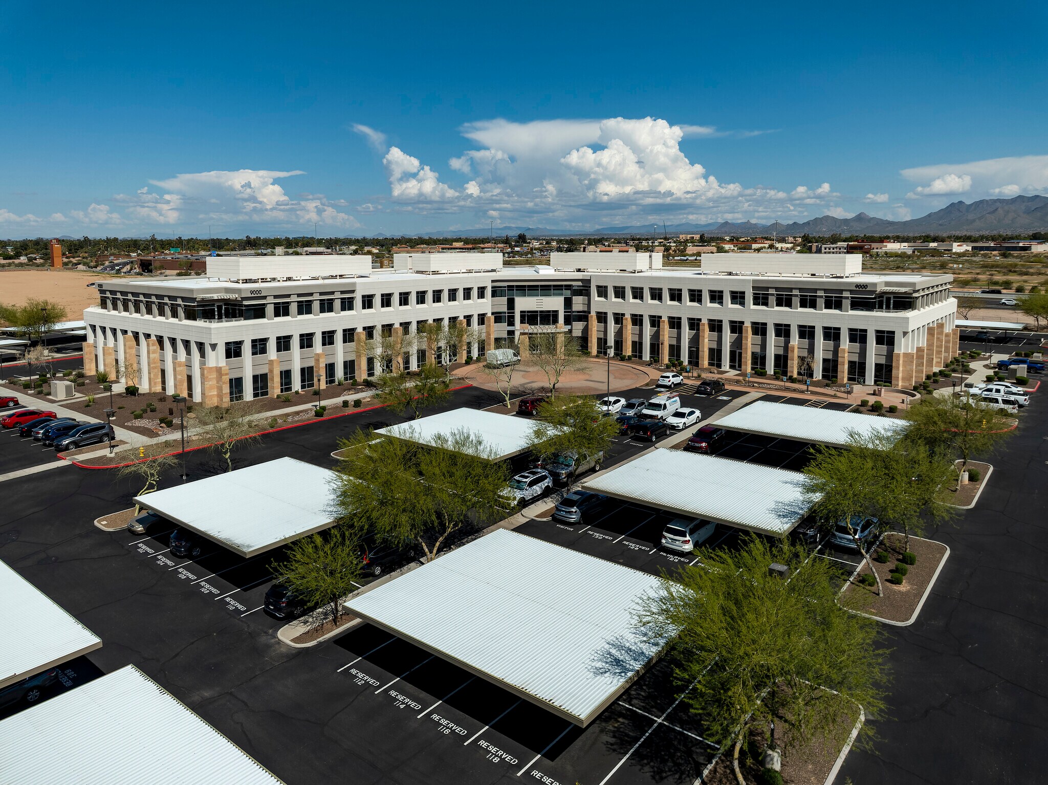 9000 E Pima Center Pky, Scottsdale, AZ à louer Photo principale– Image 1 sur 7