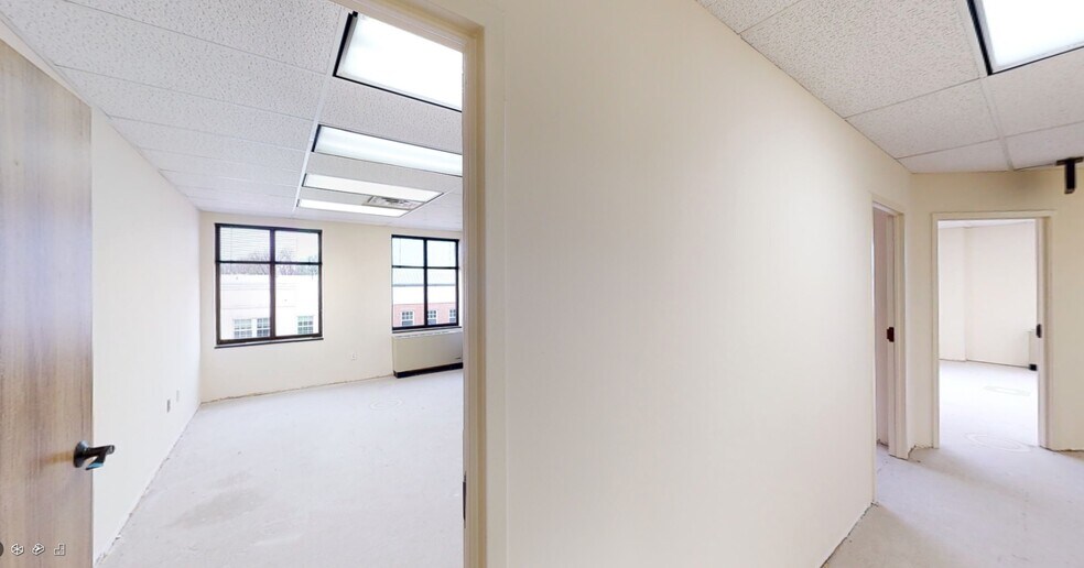 3975 University Dr, Fairfax, VA à louer - Numérisation 3D Matterport – Image 3 sur 12