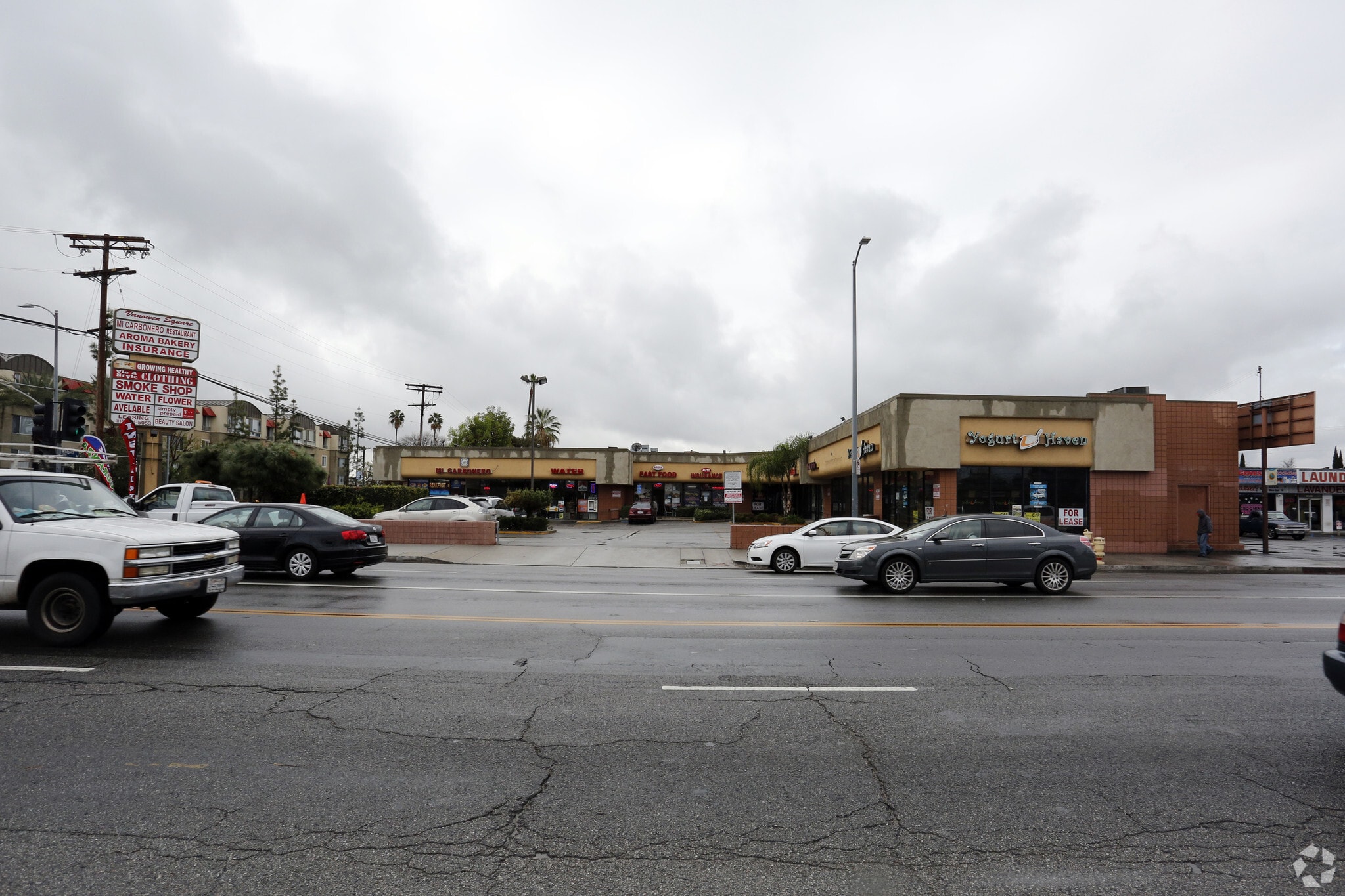 12500 Vanowen St, North Hollywood, CA à louer Photo principale– Image 1 sur 11