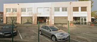 Plus de détails pour Bureau, Local commercial à louer