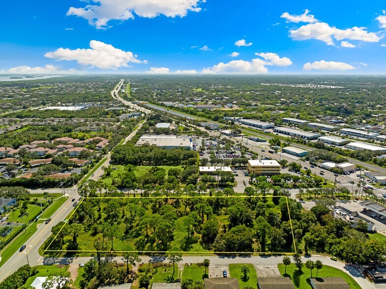 670 8th St, Vero Beach, FL à vendre - Aérien – Image 2 sur 16