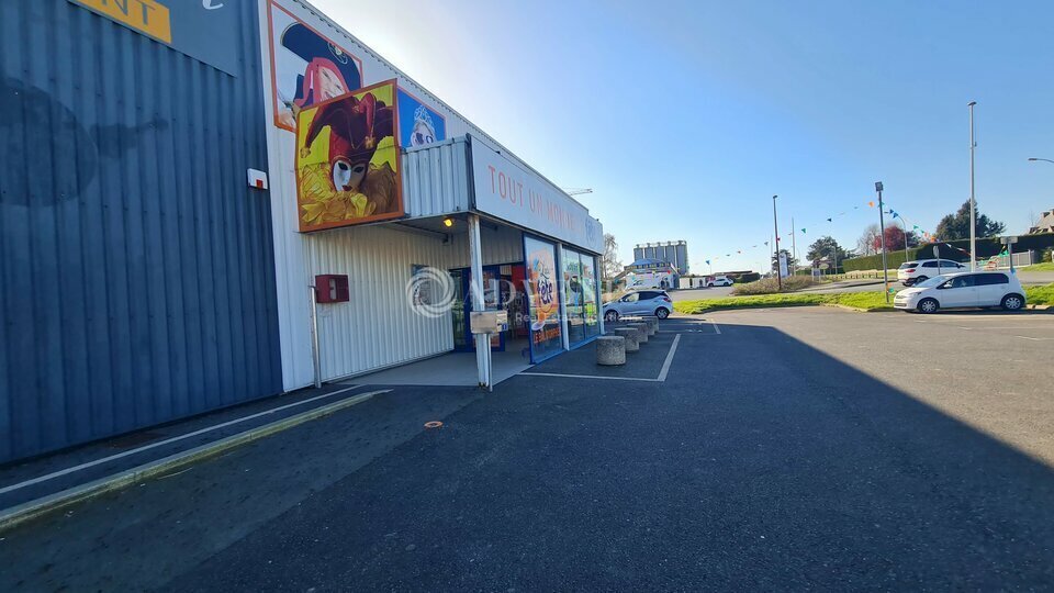 Local commercial dans Hillion à louer - Photo de l’immeuble – Image 3 sur 12