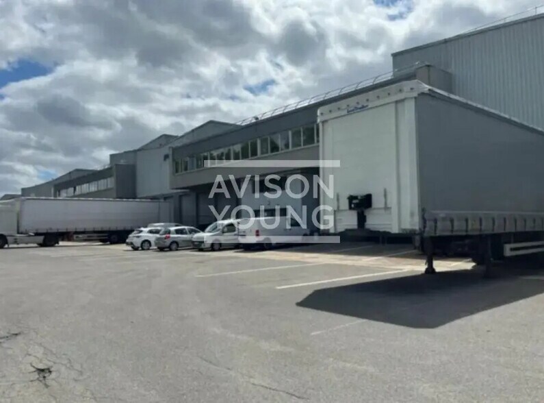 Local d’activités dans Herblay-sur-Seine à louer - Photo de l’immeuble – Image 3 sur 6