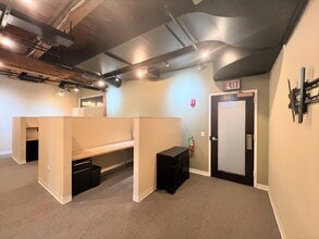 415 N LaSalle Dr, Chicago, IL à louer Photo intérieure– Image 1 sur 9