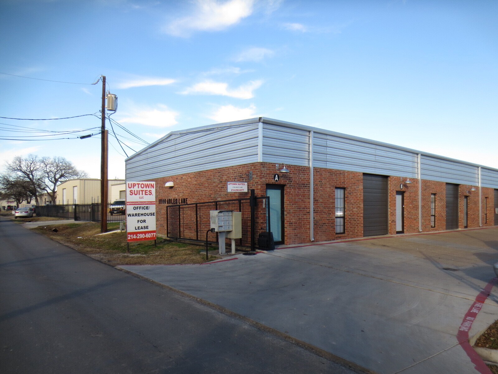 11166 Ables Ln, Dallas, TX à louer Photo de l’immeuble– Image 1 sur 21