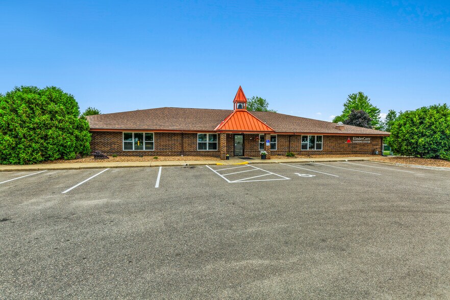 8453 E Point Douglas Rd, Cottage Grove, MN à vendre - Photo de l’immeuble – Image 1 sur 4