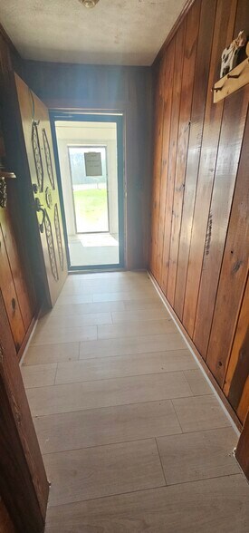 1809 Golden Springs Rd, Anniston, AL à louer - Photo de l’immeuble – Image 3 sur 6