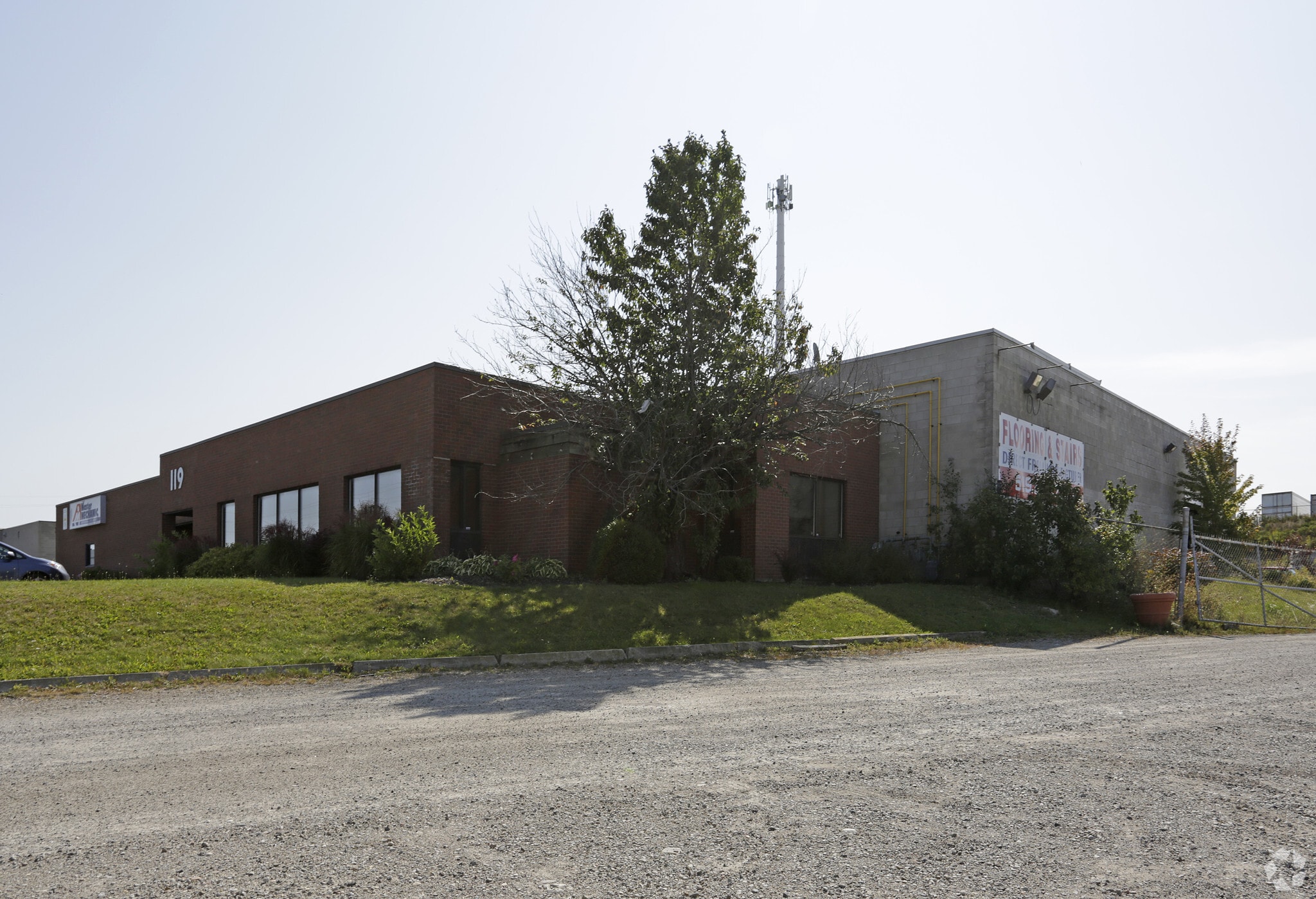 119 Pinebush Rd, Cambridge, ON à louer Photo principale– Image 1 sur 8