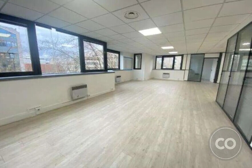 Bureau dans Boulogne-Billancourt à vendre - Photo de l’immeuble – Image 2 sur 7