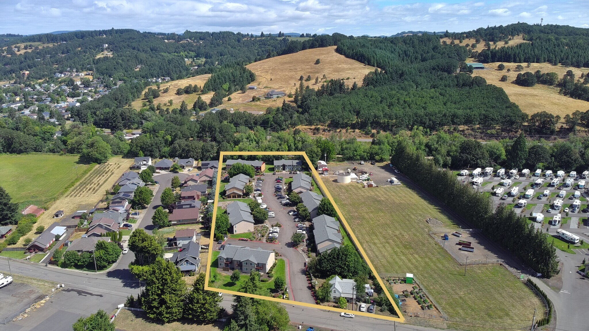 937 SE Sheridan Rd, Sheridan, OR à vendre Photo de l’immeuble– Image 1 sur 28