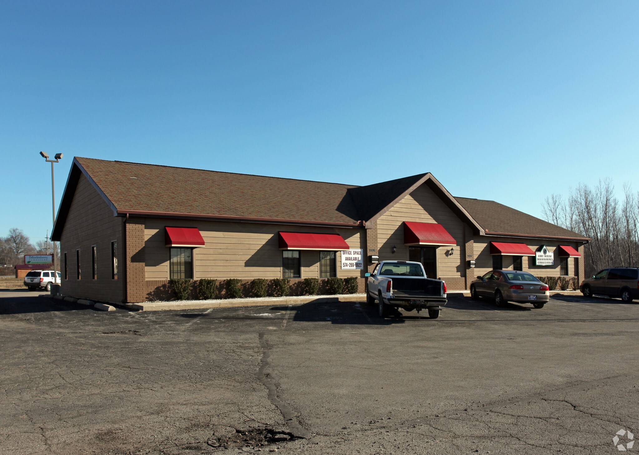 2936-2938 Frontage Rd, Warsaw, IN à vendre Photo principale– Image 1 sur 4