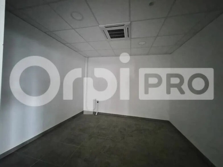 Bureau dans Reims à louer - Photo intérieure – Image 3 sur 7