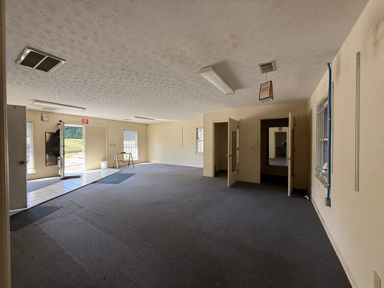 5313 Buena Vista Rd, Columbus, GA à vendre - Photo de l’immeuble – Image 2 sur 15