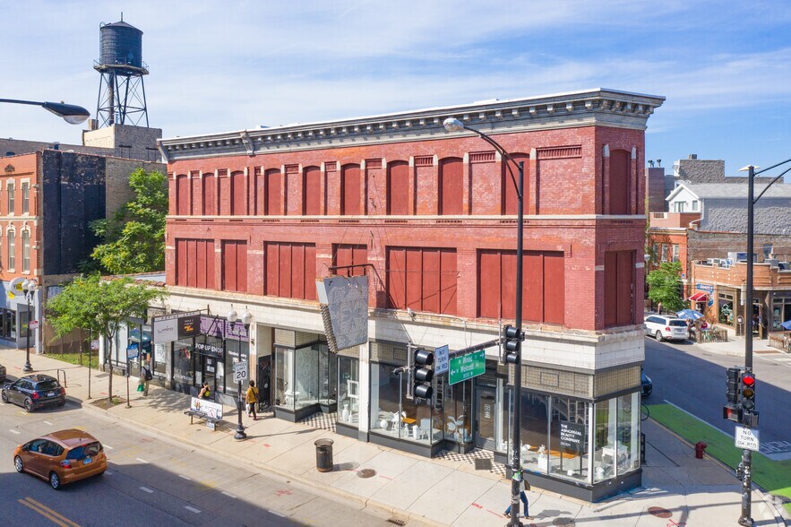 1401-1407 N Milwaukee Ave, Chicago, IL à louer - Photo de l’immeuble – Image 2 sur 9