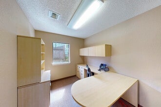 618 Quince St SE, Olympia, WA à louer Photo intérieure– Image 1 sur 4