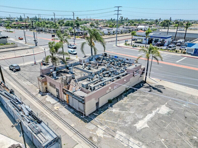 10712 Beach Blvd, Stanton, CA à vendre - Photo de l’immeuble – Image 2 sur 19