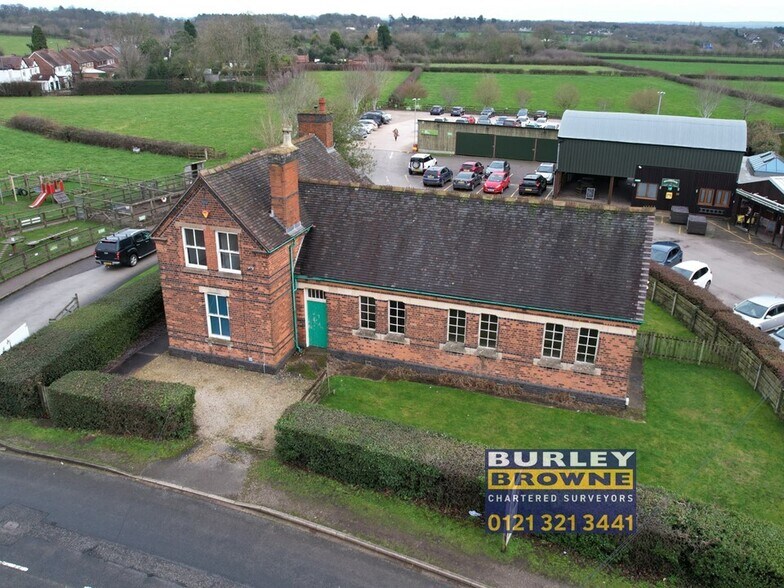 Weeford Rd, Sutton Coldfield à vendre - Photo de l’immeuble – Image 1 sur 14