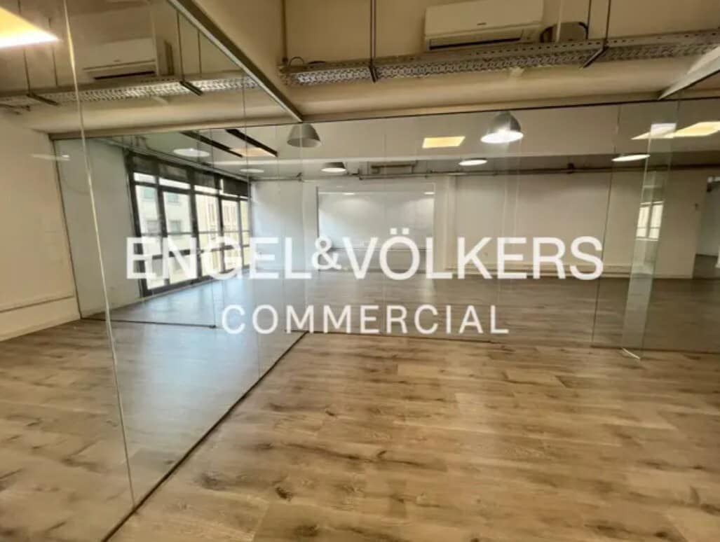 Bureau dans Barcelone, Barcelona à louer Photo intérieure– Image 1 sur 4
