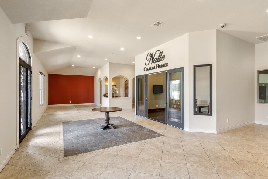 105 Applewood Dr, Cedar Creek, TX à louer - Photo de l’immeuble – Image 3 sur 41