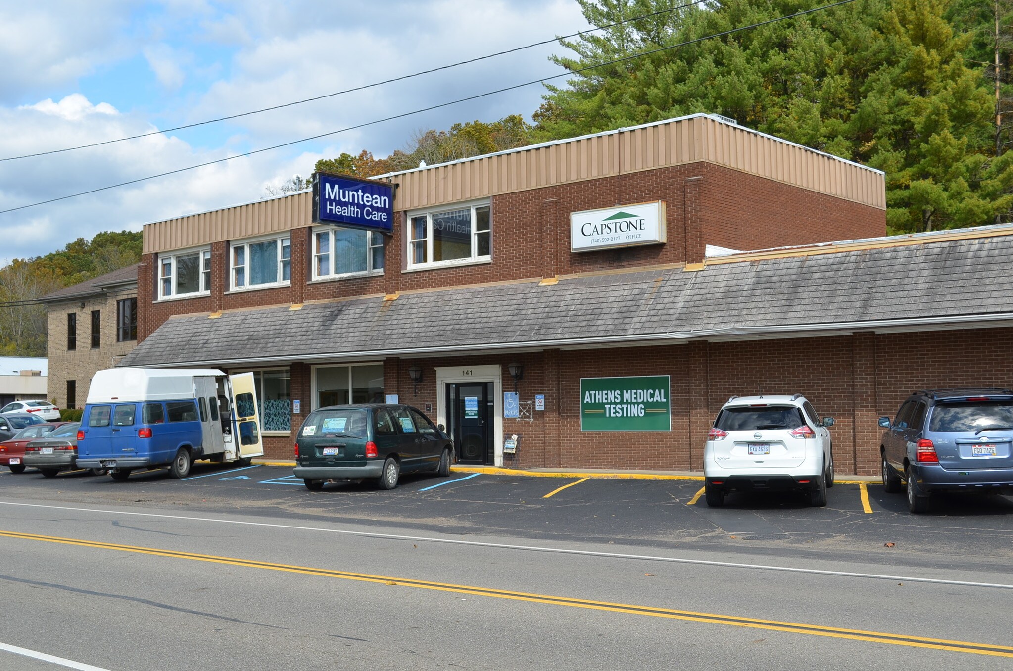 141 Columbus Rd, Athens, OH à louer Photo de l’immeuble– Image 1 sur 15