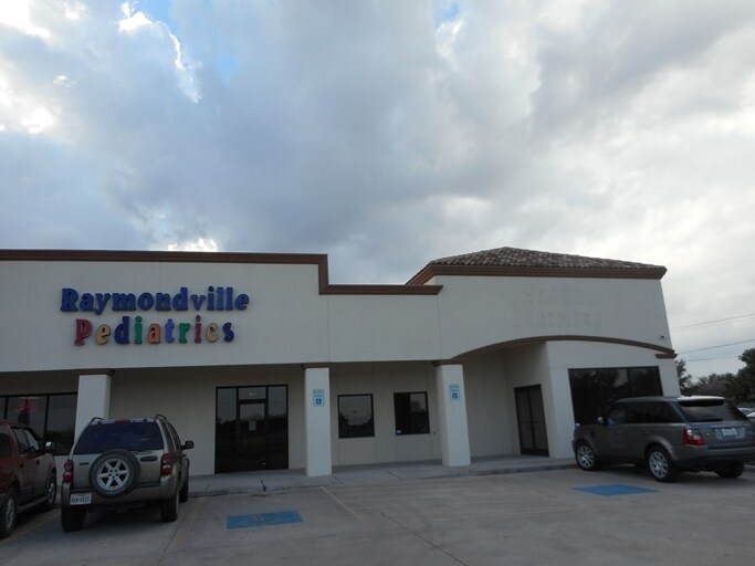 640 S Expressway 77, Raymondville, TX à louer - Photo de l’immeuble – Image 2 sur 6