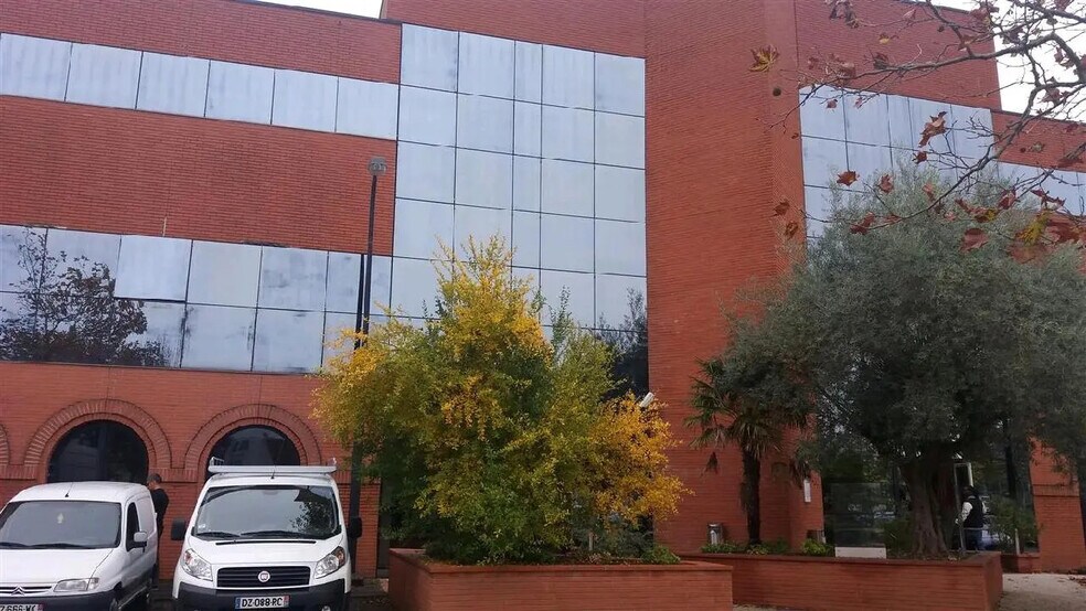 Bureau dans Colomiers à louer - Photo de l’immeuble – Image 2 sur 7