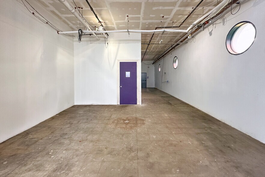 747 Saint Charles Ave, New Orleans, LA à louer - Photo de l’immeuble – Image 2 sur 6