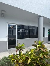 3825 Investment Ln, West Palm Beach, FL à louer Photo intérieure– Image 1 sur 5