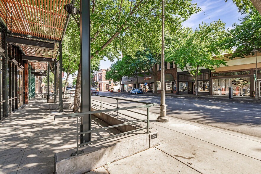 229 Broadway St, Chico, CA à vendre - Photo de l’immeuble – Image 3 sur 29