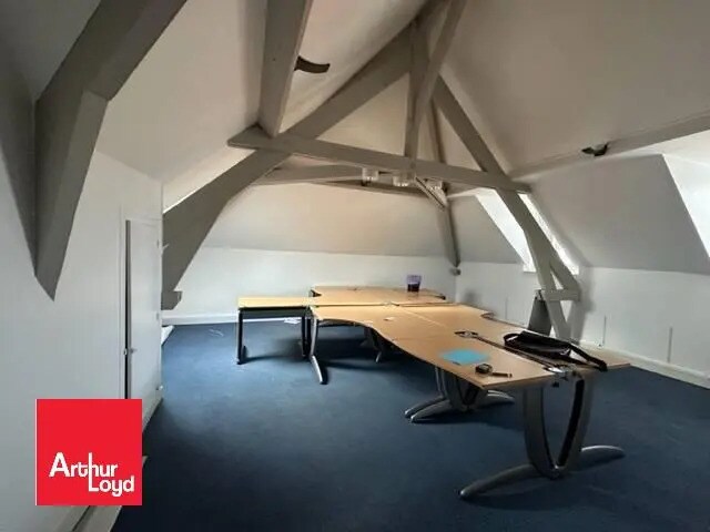 Bureau dans Chartres à louer - Photo de l’immeuble – Image 2 sur 5