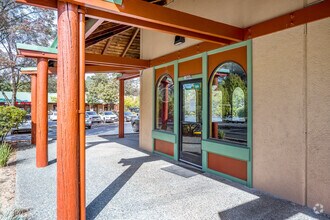 10868-10966 Combie Rd, Auburn, CA à louer Photo intérieure– Image 2 sur 11