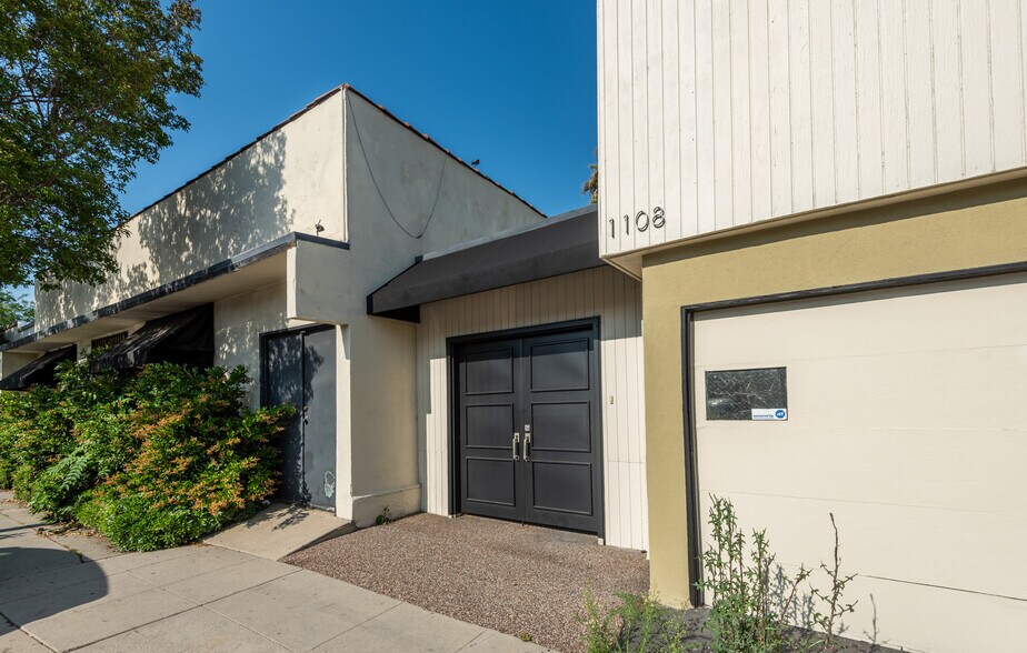 1108 Tamarind Ave, Los Angeles, CA à vendre - Photo de l’immeuble – Image 3 sur 18