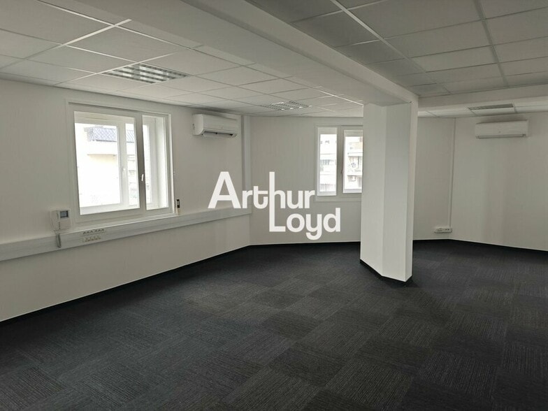 47 Boulevard René Cassin, Nice à vendre - Photo intérieure – Image 2 sur 4
