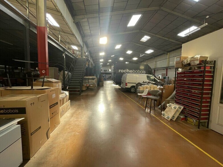 Bureau dans Rillieux-la-Pape à vendre - Photo intérieure – Image 3 sur 12