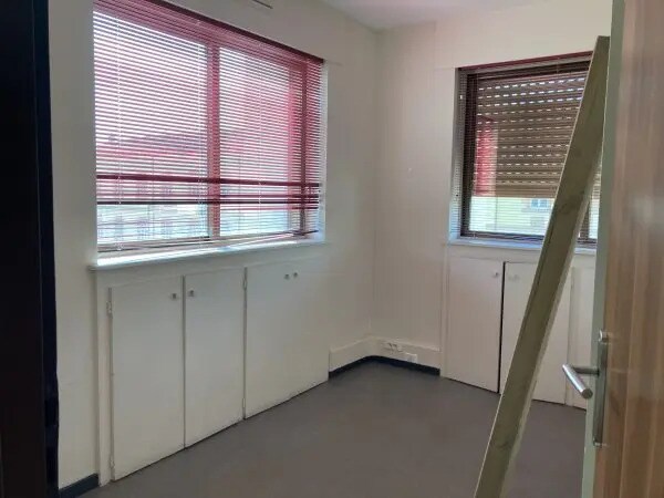 Bureau dans Perpignan à vendre - Photo de l’immeuble – Image 3 sur 4