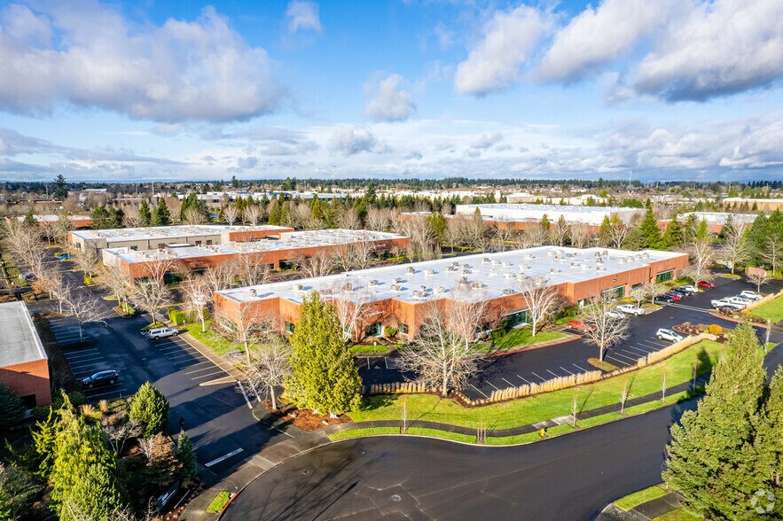1101 SE Tech Center Dr, Vancouver, WA à louer - Aérien – Image 2 sur 5