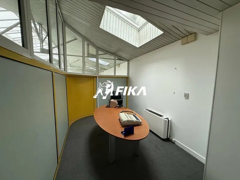 Bureau dans Bordeaux à louer - Photo intérieure – Image 3 sur 4