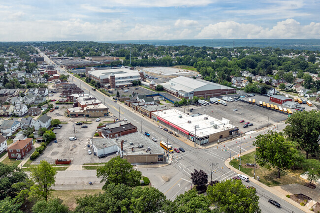 Plus de détails pour 4790-4802 Turney Rd, Garfield Heights, OH - Local commercial à louer