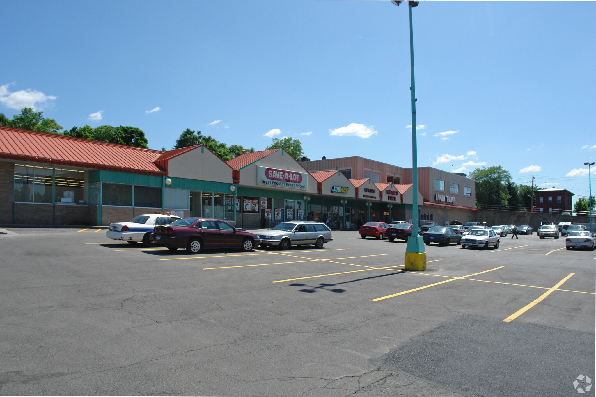 500 Butternut St, Syracuse, NY à louer Photo principale– Image 1 sur 4