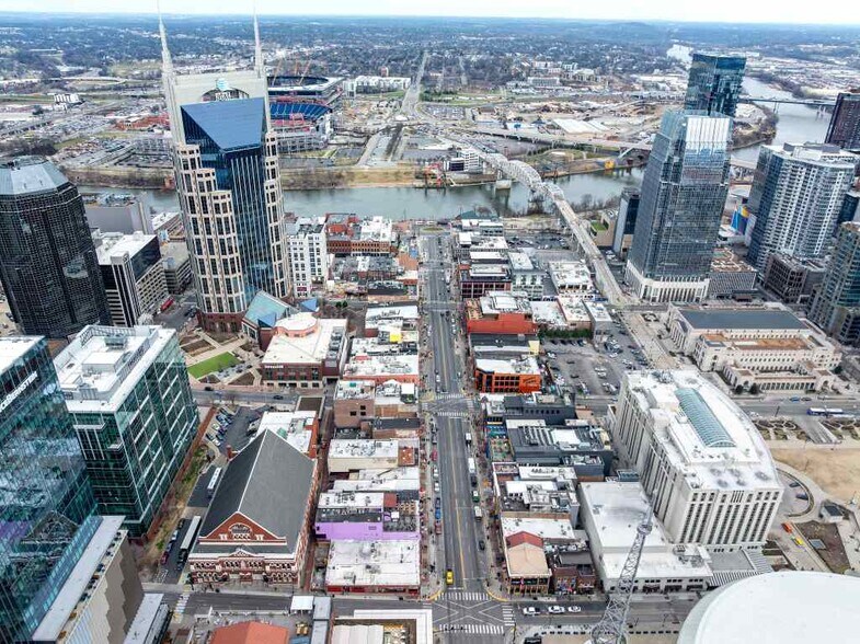 111 Broadway, Nashville, TN à louer - Photo de l’immeuble – Image 3 sur 47